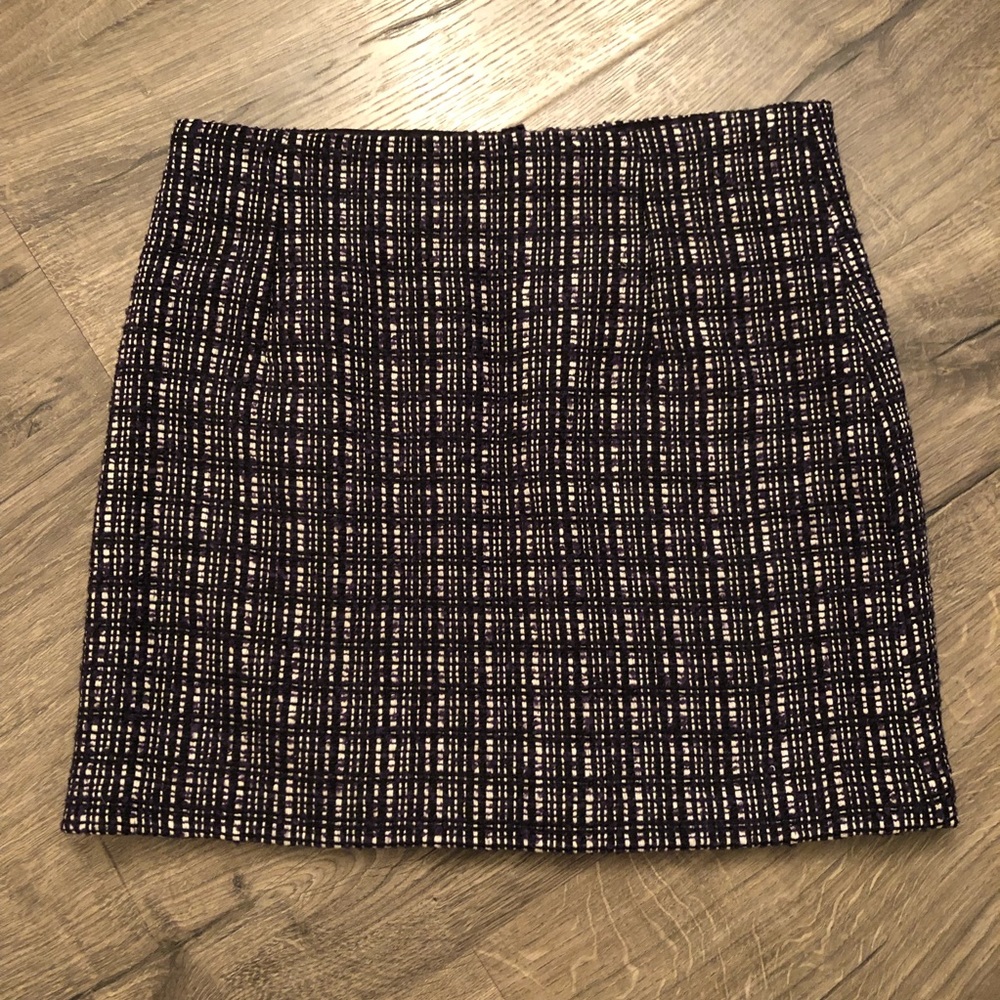 🎉🎉BOGO FREE🎉🎉ENTIRE CLOSET!!! - Picture 2 of 7